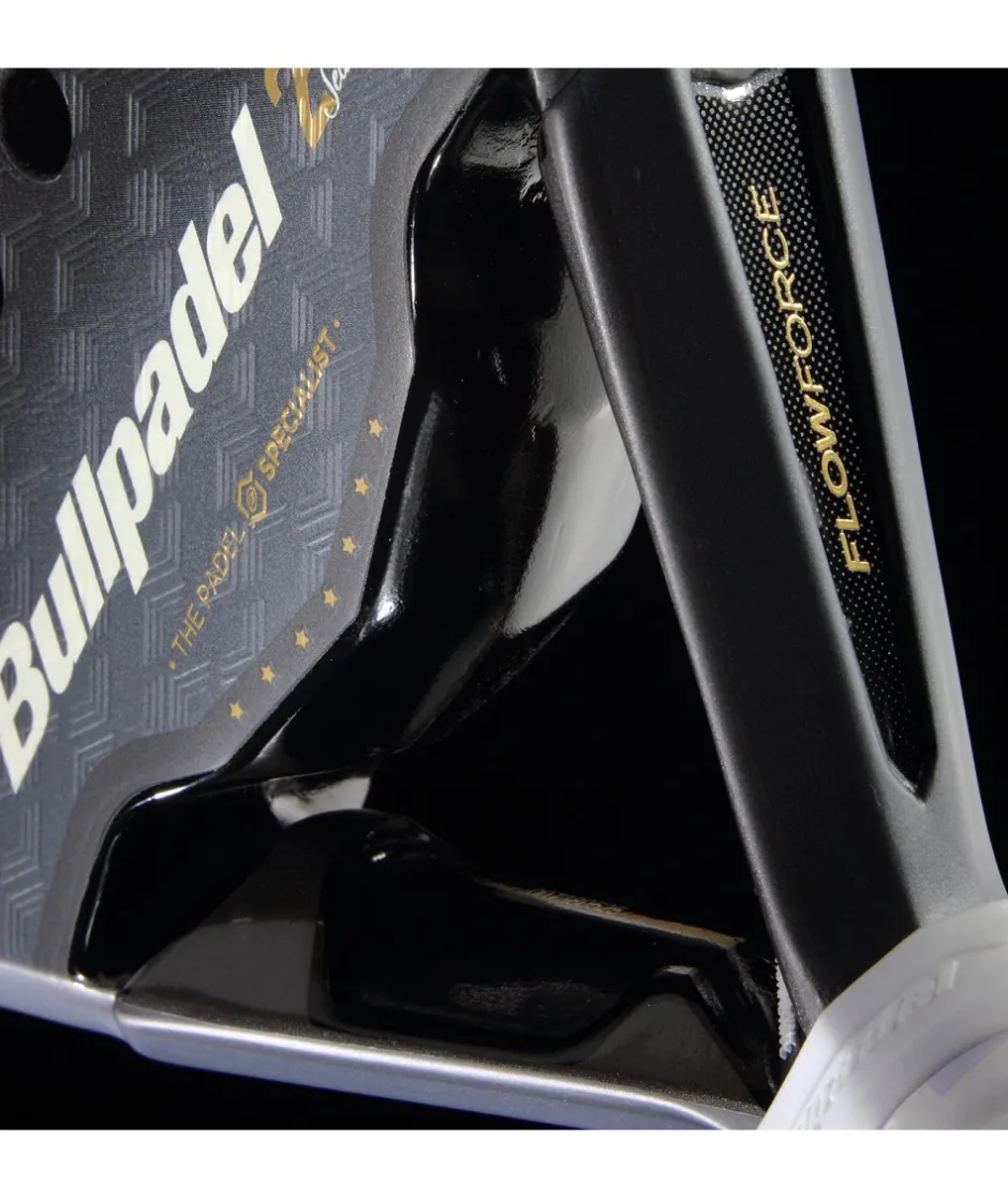 Bullpadel PALA FLOW LEGEND